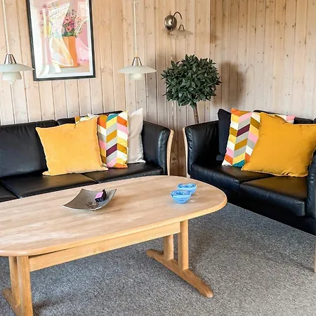 4 Star Holiday Home In Tarm *