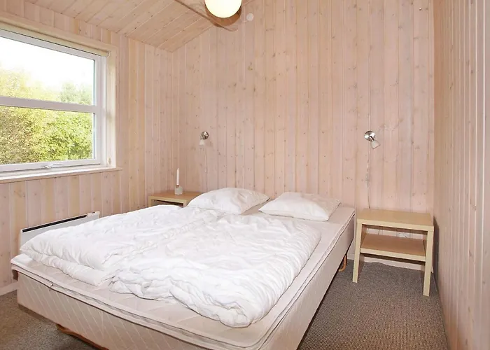 Modern With - By Traum * Tarm